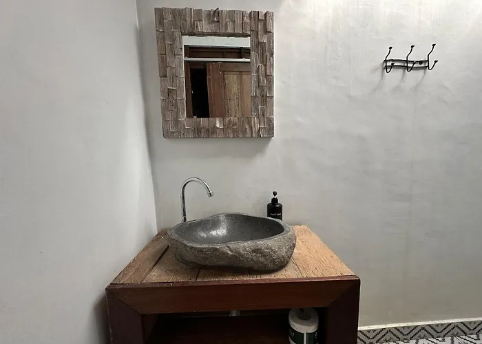 ゲストハウス Mahayana Ubud 3*